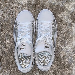 ✨Puma Sneakers✨